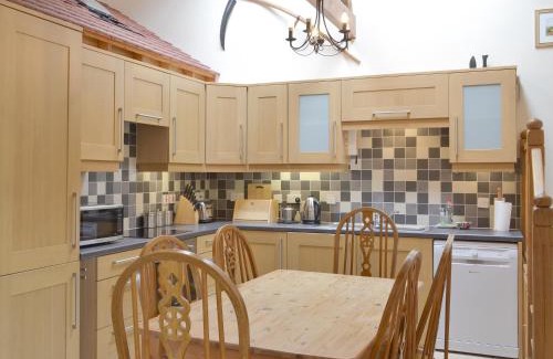 Westcott House | Pet-Friendly Retreat at Orchard View Barn - 4 Star Stay
