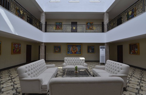 Orchha Hotel | Discover Orchha Palace and Convention Centre: Spa & Pool Retreat