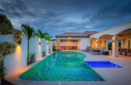 Hin Lek Fai Villa | Discover Orchid Paradise Homes 515: Pet-Friendly Haven