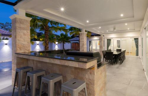 Hin Lek Fai Villa | Orchid Paradise Homes: Pet-Friendly Oasis with Ocean Views