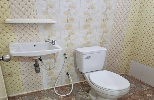 Phan Thong Hotel | Orchid Residence At Amata