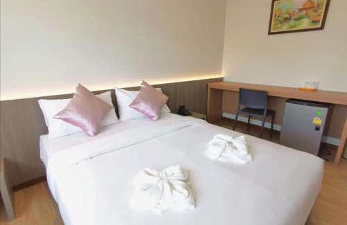 Talat Hotel | Comfortable Orchid Residence Suratthani for Family Getaways