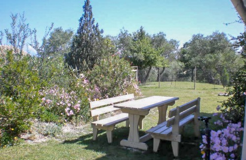 Petaleia Cottage | Family-Friendly Orchidea Cottage at Aroggia Farm Retreat