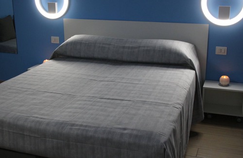 Corigliano Calabro House | Orchidea - Stanza Quadrupla - B&b Lasso
