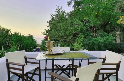 Lagoudi Zia House | Orea Ellas - Apollon Studio with Breathtaking Sea Views