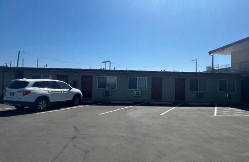 Ontario Hotel | Comfortable Oregon Trail Motel - Pet & Child Friendly Stay