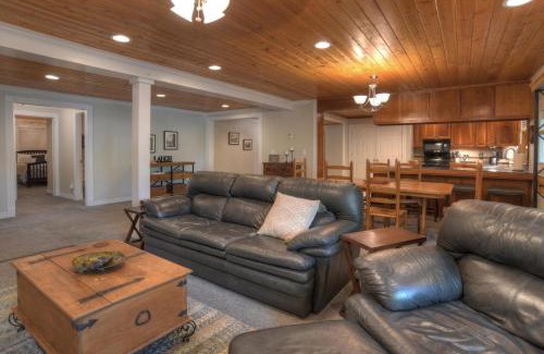 Durango House | Delightful OReilly Garden House - Family-Friendly Retreat