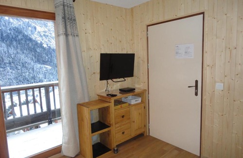 Orelle Apartment | Ideally Located Orelle 3 Vallées with Pool & Spa Access