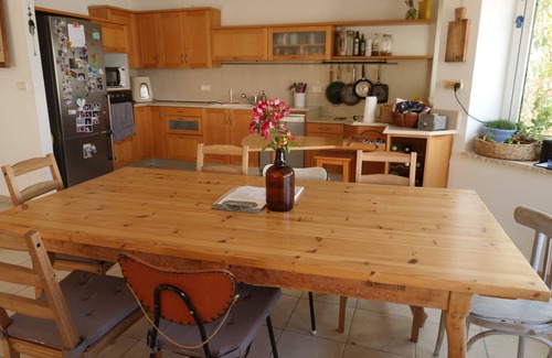 Elqosh House | Family-Friendly Getaway at Oren's Place with Private Pool