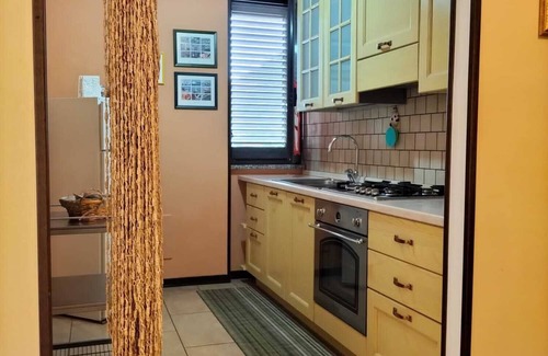 Castellammare di Stabia Apartment | Delightful Garden Breakfast with Vesuvius Views Await You