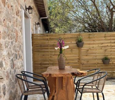 Marantochori House | Orianthia Stone Houses