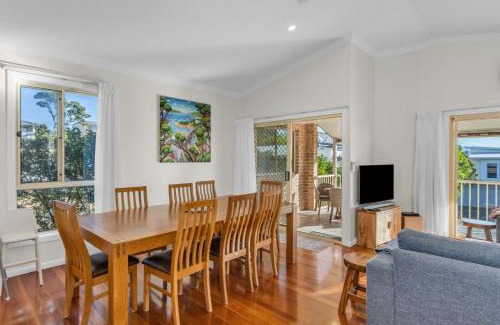 Kingscliff Villa | Discover Orient Lane on the Hill – 4-Star Family Getaway