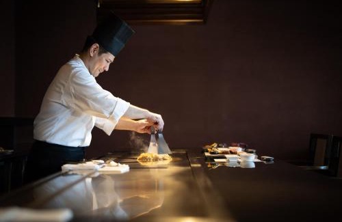 Serakaki Resort | Indulgent Stay at Oriental Hills Okinawa - 5-Star Retreat