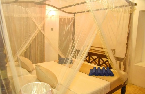 Thiranagama Hotel | Discover Oriental Rest Hikkaduwa: Family-Friendly Stay