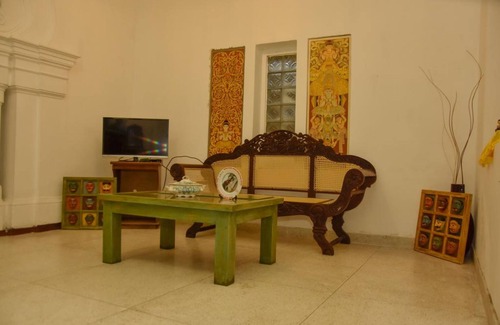 Thiranagama Hotel | Discover Oriental Rest Hikkaduwa: Family-Friendly Stay