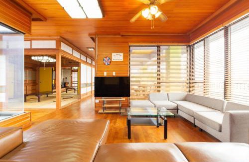 Taketomi-jima Taketomi-cho House | Family-Friendly Oriental Villa - Your Ideal Vacation Stay
