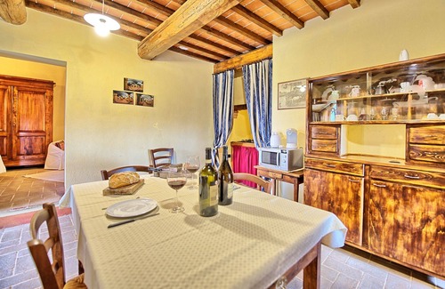 Castelnuovo Berardenga Apartment | Idyllic Orietta 2: Relaxing Country House with Pool Near Siena