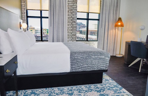 South Downtown Hotel | Experience Comfort at Origin Atlanta, a Wyndham Hotel