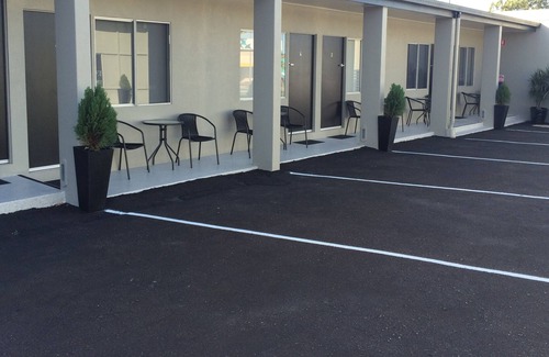 Bowen Town Center Hotel | Original North Australian