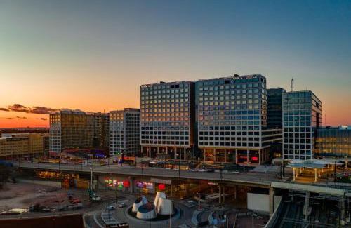 Pasila Hotel | Discover Original Sokos Hotel Tripla: Pet-Friendly Retreat