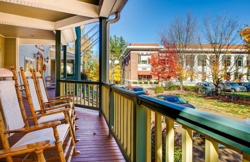 Chautauqua Condo | Originally built in Chautauqua Institution in 1890, the original St. Elmo Hotel building was torn down and rebuilt as a residential condominium. It now offers the convenience of an elevator