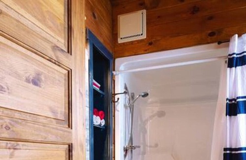 Lac-Etchemin Ski Chalet | Orignal · The Richard - Mont Orignal ski in/out