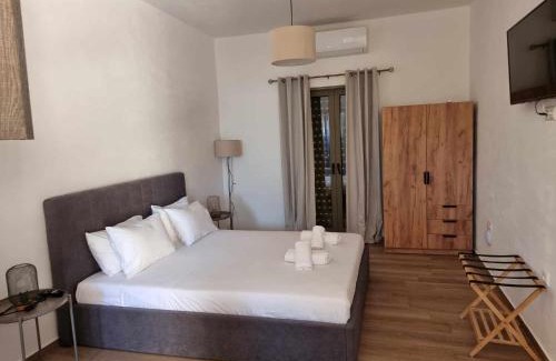 Agios Nikolaos Apartment | Discover Orion Residence Mani: Pet-Friendly & Child Friendly