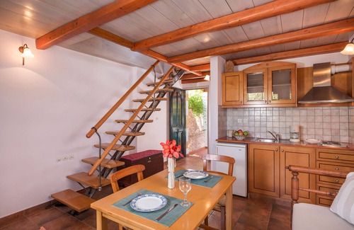 Daratsos House | Orionas Village: Two-Bedroom Maisonette with Ocean View