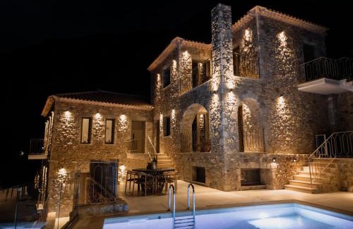Diasella Villa | Orithyia Prime Living: Oceanfront Poolside Relaxation Awaits