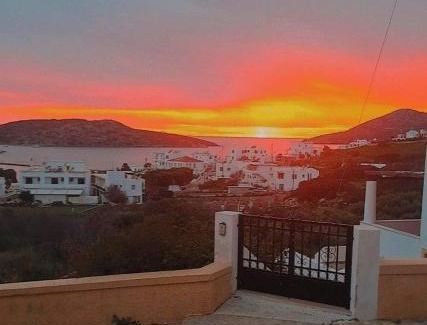 Lipsoi Apartment | Family-Friendly Retreat at Orizodas - Rated 9.1/10