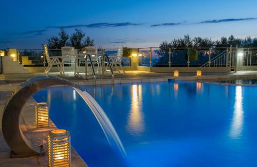 Zalongo Apartment | Oceanfront Retreat at Orizontas Residencies - Rated 8.9/10