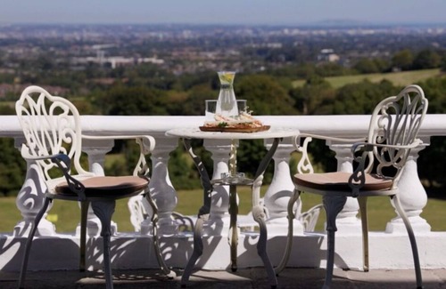 Dublin House | Discover Orlagh House: Family-Friendly & Pet Welcoming Retreat