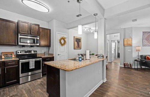 Ocoee Apartment | Orlando Oasis: Modern 4BD with Pool and Lake View