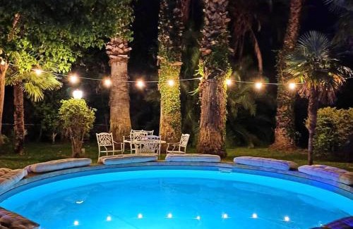 Mascalucia Bed & Breakfast | Orlando Family Getaway: Quadruple Room with Private Bath