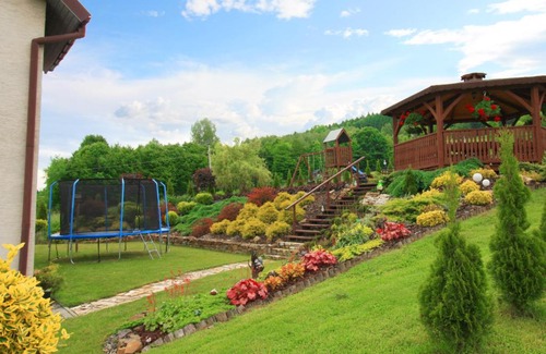 Rabe House | Orlikowe Wzgórze: Guest Rated 10/10 with Pool & Kitchen
