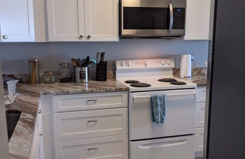 Oceanaire Terrance House | Oceanfront Condo at Ormond Beach with Pool & Pet-Friendly