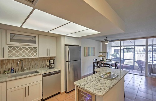 Ormond Beach House | Beachfront Ormond Beach Townhome: Steps to Pool & Ocean