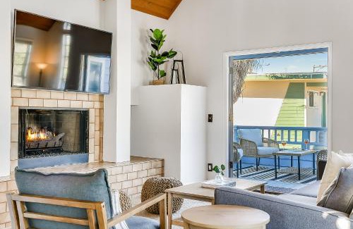 Crown Point House | Ocean View Ormond Retreat: Steps to Beach & Pet Friendly