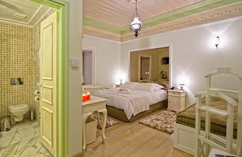 Kastoria Hotel | Elegant Orologopoulos Mansion - Guest Rated 9.8/10