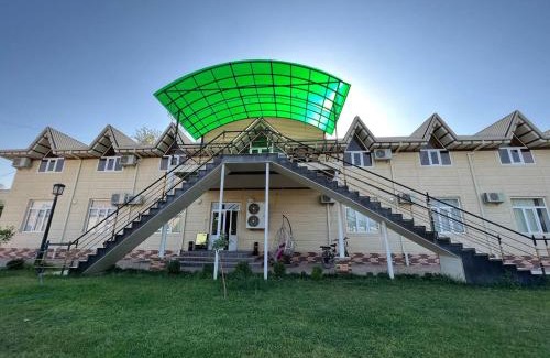 Fergana Hotel | Beautiful Orom Hotel Fergana: Pool, Oceanfront & Breakfast