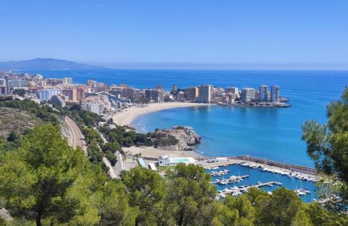 Oropesa del Mar Apartment | Oceanfront OROMAR: 4-Star Stay with Pool & Ocean View