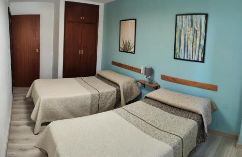 Oropesa del Mar Apartment | Oceanfront OROMAR: 4-Star Stay with Pool & Ocean View