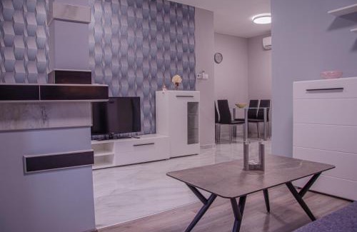 Oroshaza Apartment | Top-Rated Oros House Apartmanház with Family-Friendly Amenities