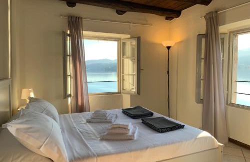 Orta San Giulio Apartment | Exceptional Ortaflats Appartamento Belvedere for Families & Pets