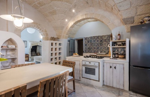 Ortelle Apartment | Cozy Ortelle House with 5 Fireplaces and Scenic Terrace