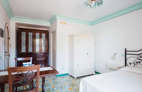 Minori Bed & Breakfast | Orto Paradiso: Guest Rated 9.6 with Pool & Breakfast