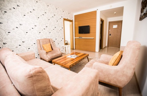 Afyonkarahisar Hotel | Relax at Orucoglu Thermal Resort: Spa, Pool & Family Friendly