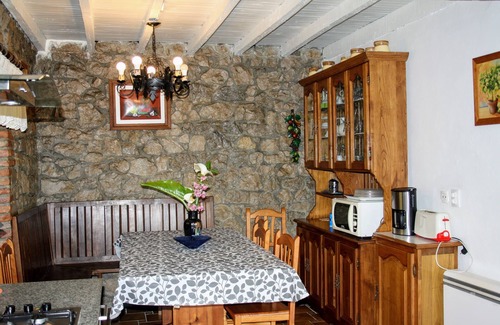 Oruna House | Discover Oruna De Pielagos: Coastal Cottage with Spa