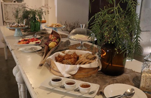 Benatrite Bed & Breakfast | Oceanfront Escape at Os Agostos - 4-Star Gem with Pool
