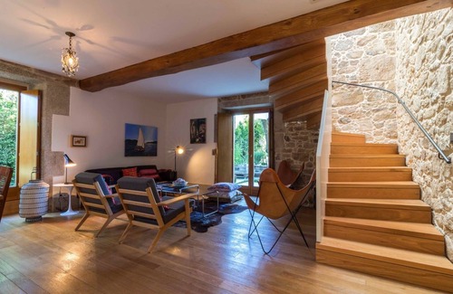 Padron House | Relaxing Os Lambráns: Guest Rated 9.8 with Great Amenities